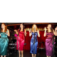 Four Femmes On The Thames